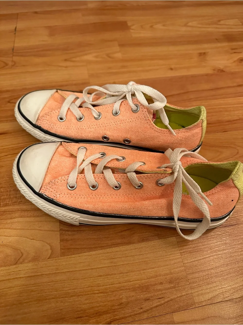 Converse Peach Orange Low-Top, double tongue, size kids 2